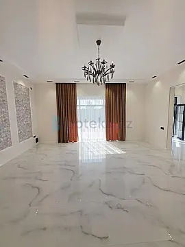 Satılır 4 otaqlı mənzil 160 m²