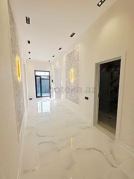 Satılır 4 otaqlı mənzil 160 m²