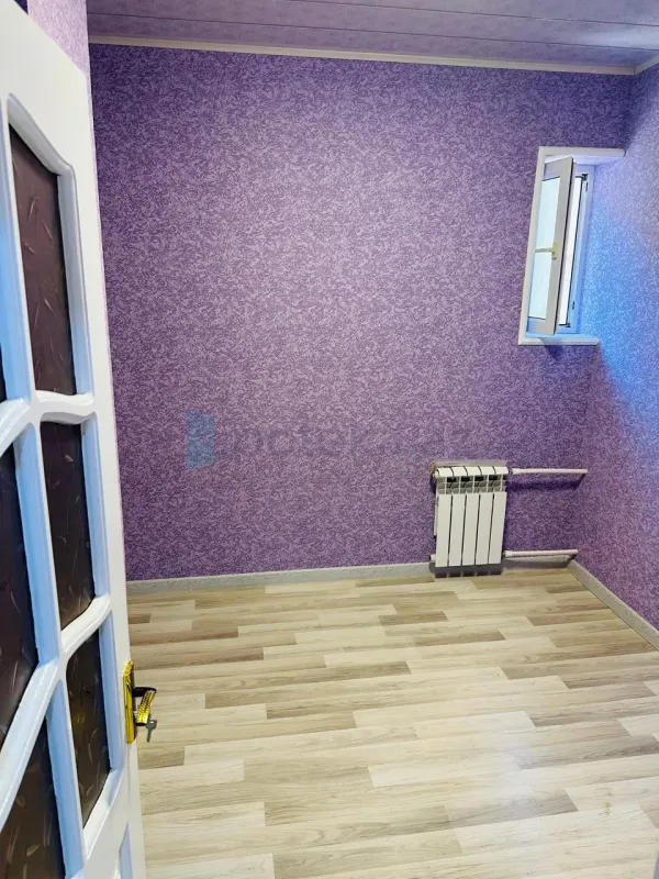 Satılır 3 otaqlı köhnə tikili 45 m²