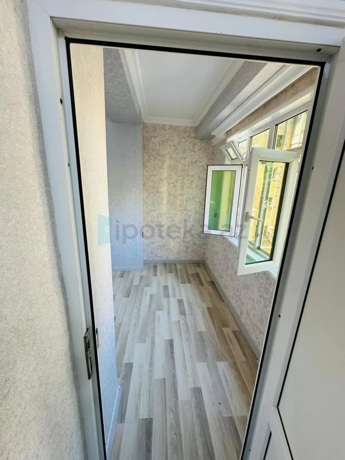 Satılır 3 otaqlı köhnə tikili 45 m²