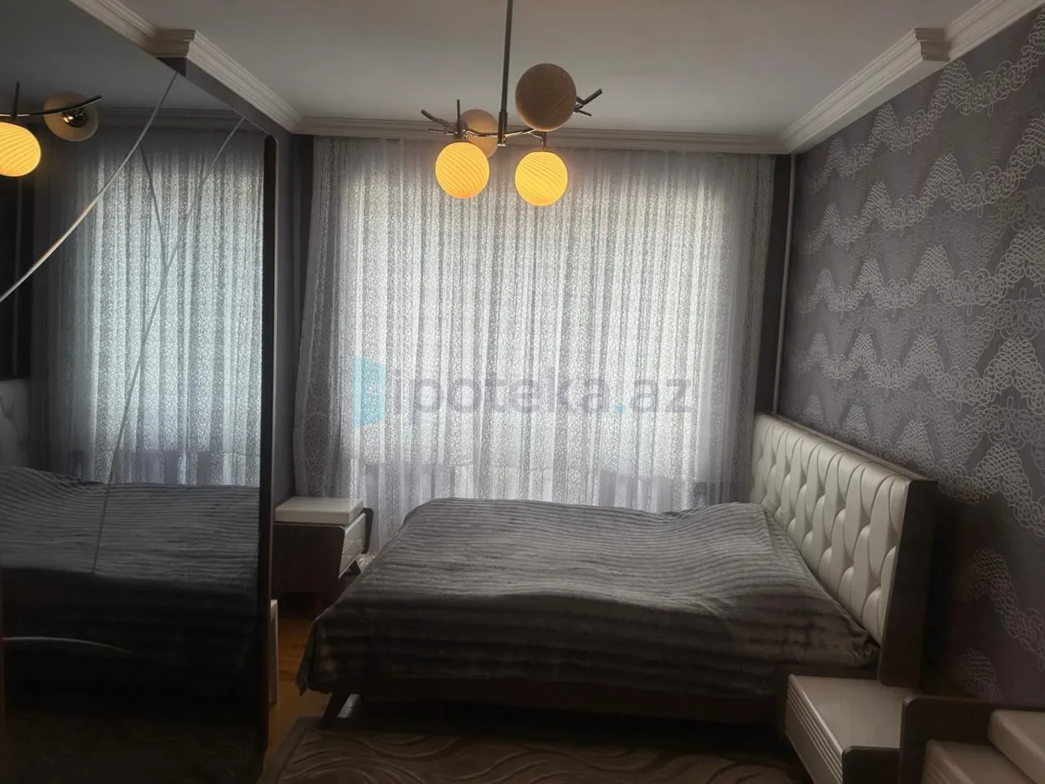 Satılır 3 otaqlı köhnə tikili 75 m²
