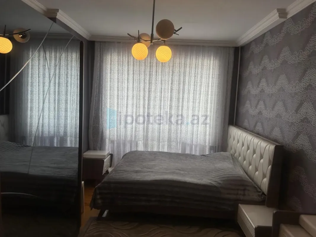 Satılır 3 otaqlı köhnə tikili 75 m²