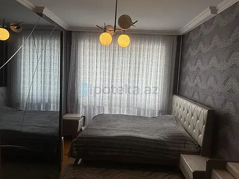 Satılır 3 otaqlı köhnə tikili 75 m²