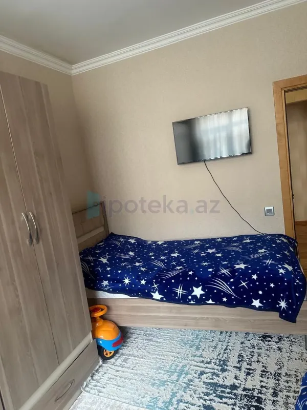 Satılır 3 otaqlı köhnə tikili 75 m²