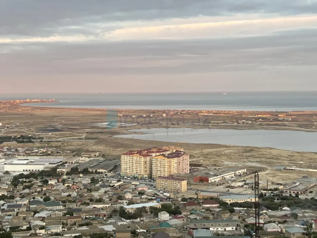 Satılır 2 otaqlı köhnə tikili 60 m²