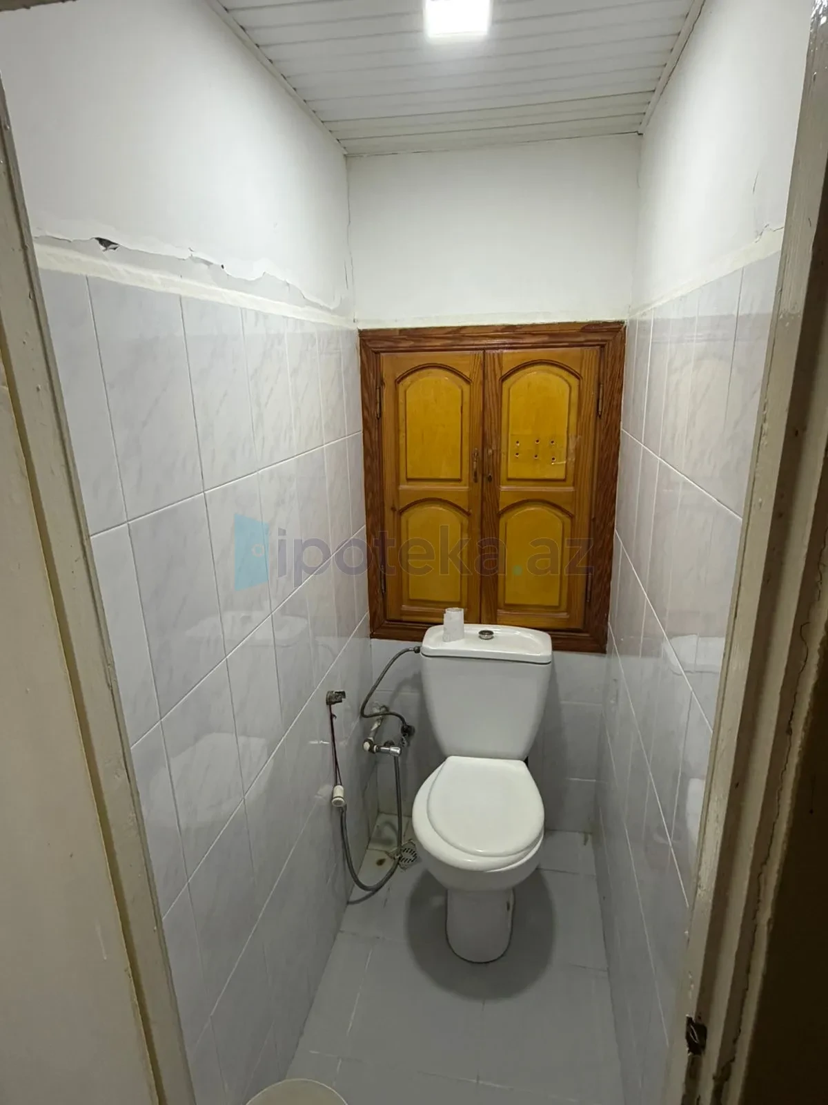 Satılır 2 otaqlı köhnə tikili 65 m²