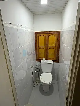 Satılır 2 otaqlı köhnə tikili 65 m²