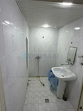 Satılır 2 otaqlı köhnə tikili 65 m²