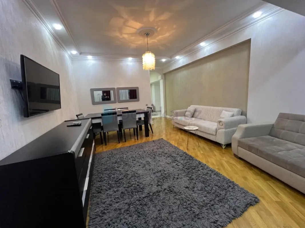 Satılır 2 otaqlı yeni tikili 78 m²