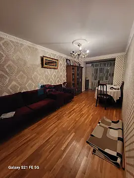 Satılır 4 otaqlı köhnə tikili 120 m²