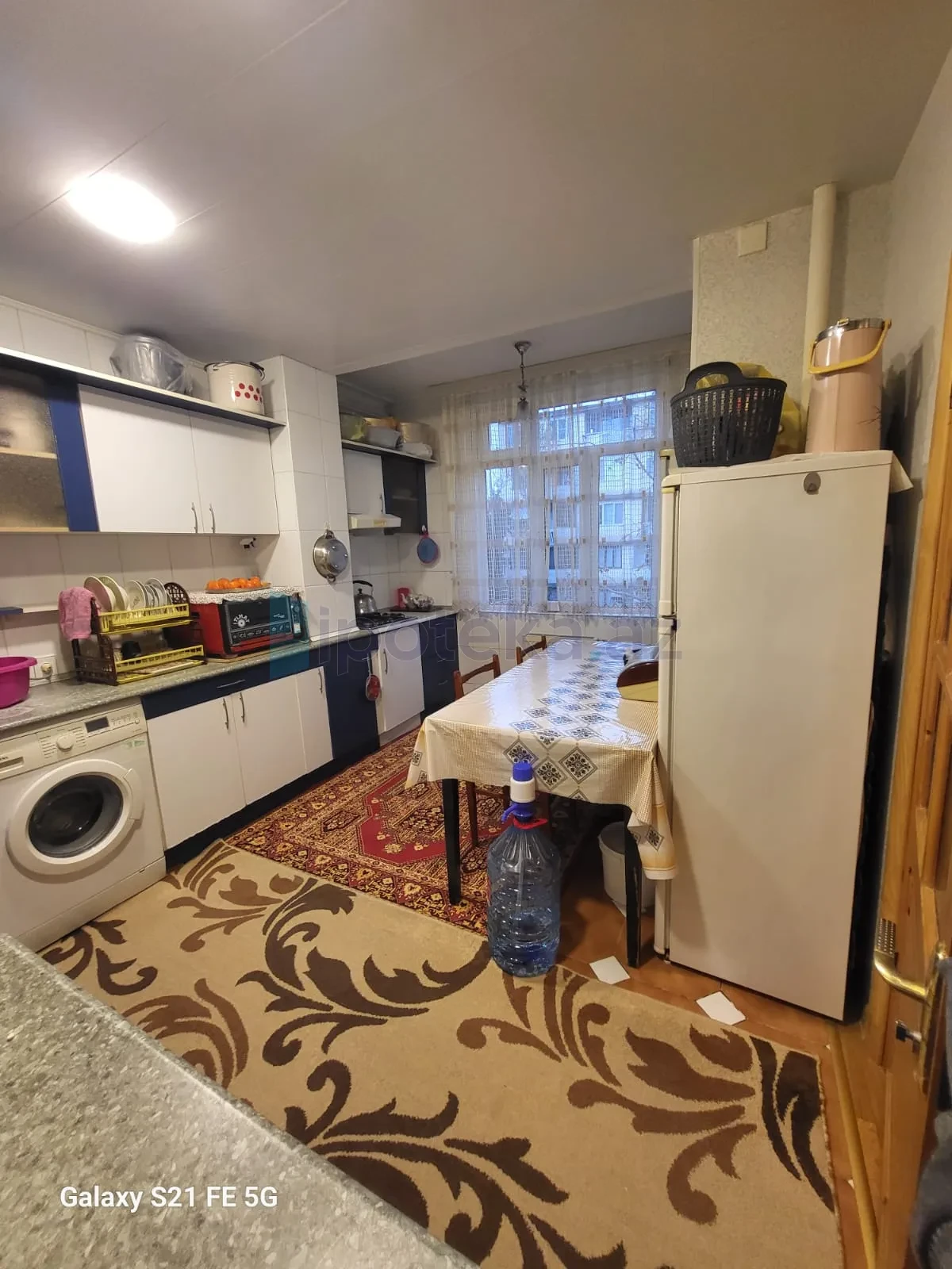 Satılır 4 otaqlı köhnə tikili 120 m²