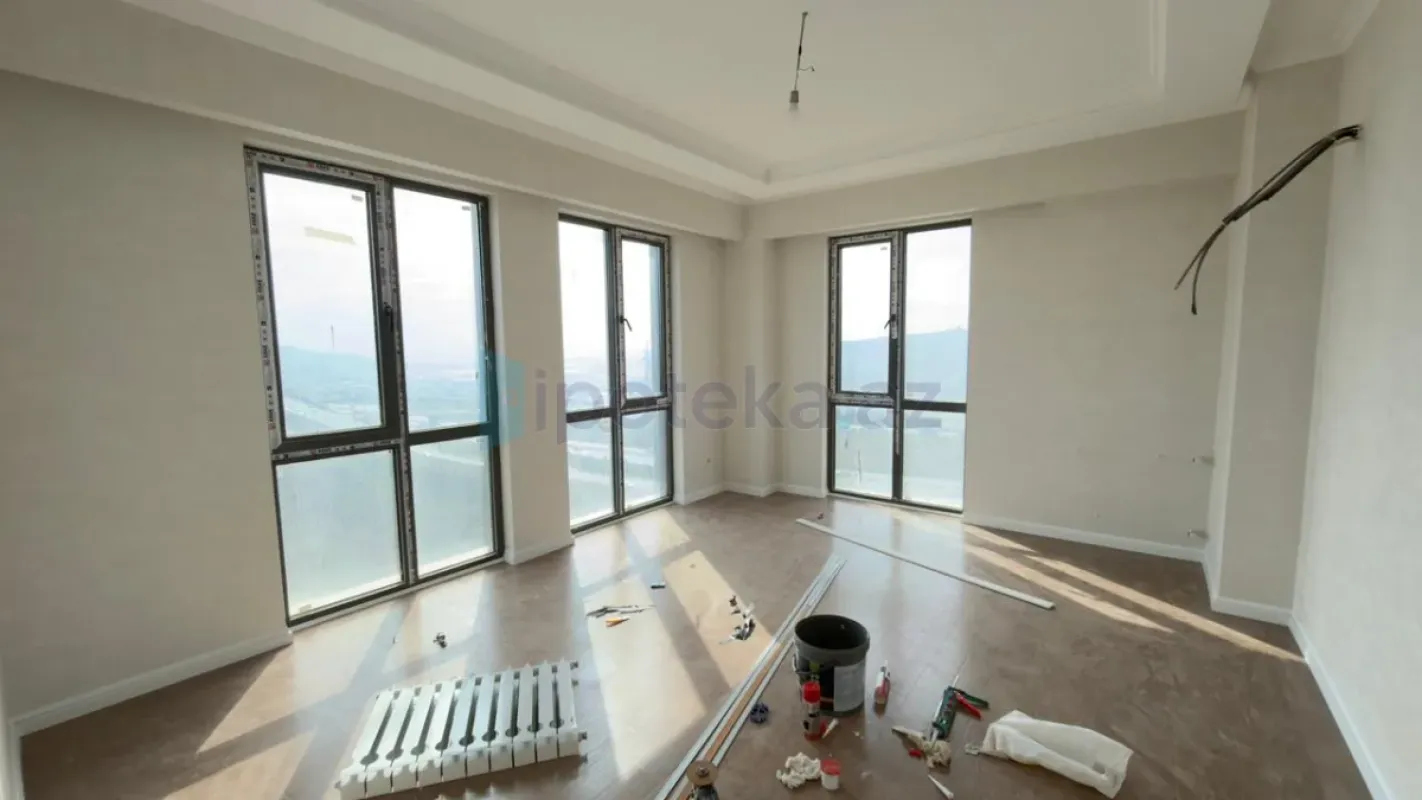 Satılır 3 otaqlı yeni tikili 86 m²