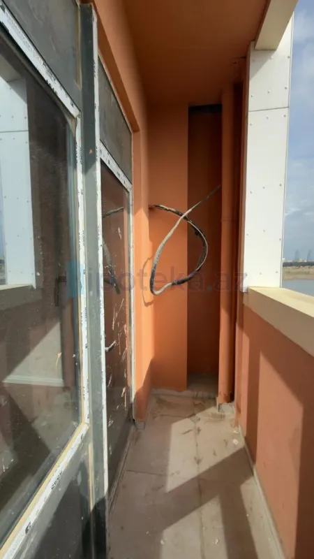 Satılır 3 otaqlı yeni tikili 86 m²