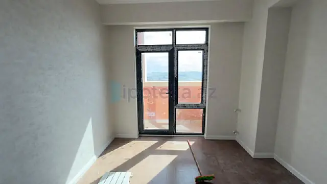 Satılır 3 otaqlı yeni tikili 86 m²