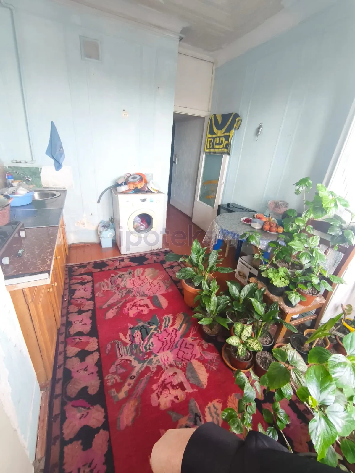 Satılır 2 otaqlı köhnə tikili 65 m²