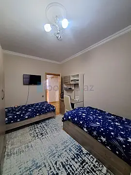 Satılır 3 otaqlı köhnə tikili 80 m²