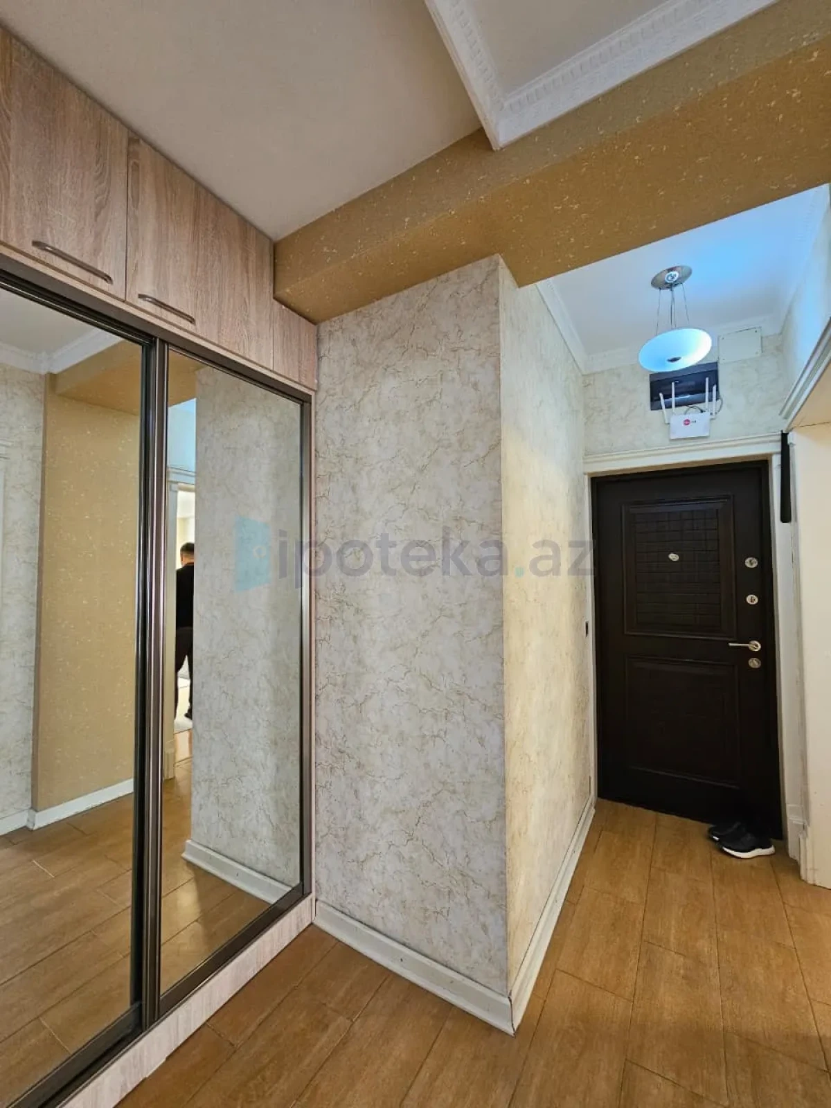 Satılır 3 otaqlı yeni tikili 98 m²