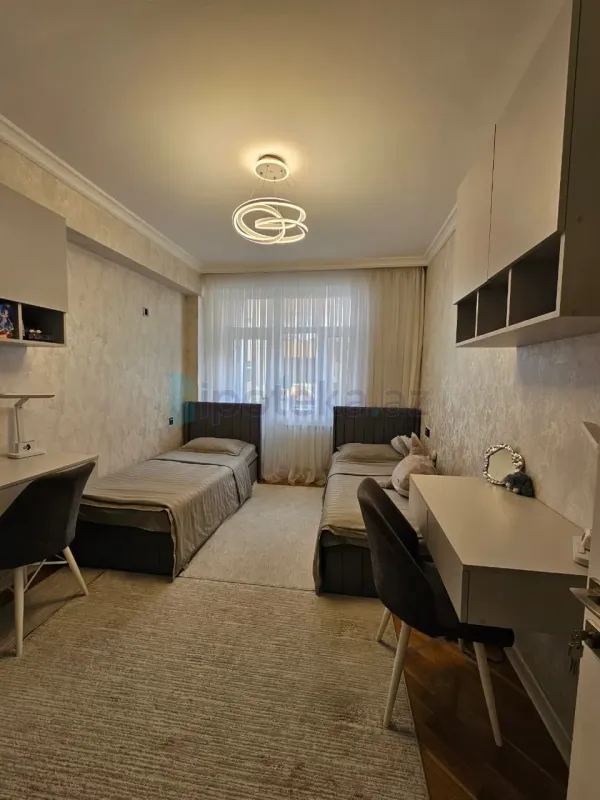Satılır 3 otaqlı yeni tikili 98 m²