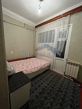Satılır 3 otaqlı köhnə tikili 60 m²