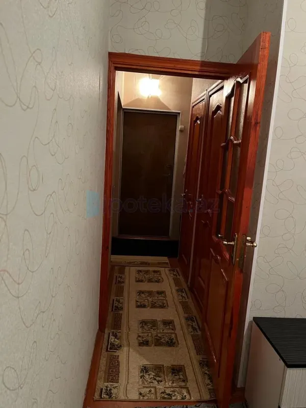 Satılır 3 otaqlı köhnə tikili 60 m²