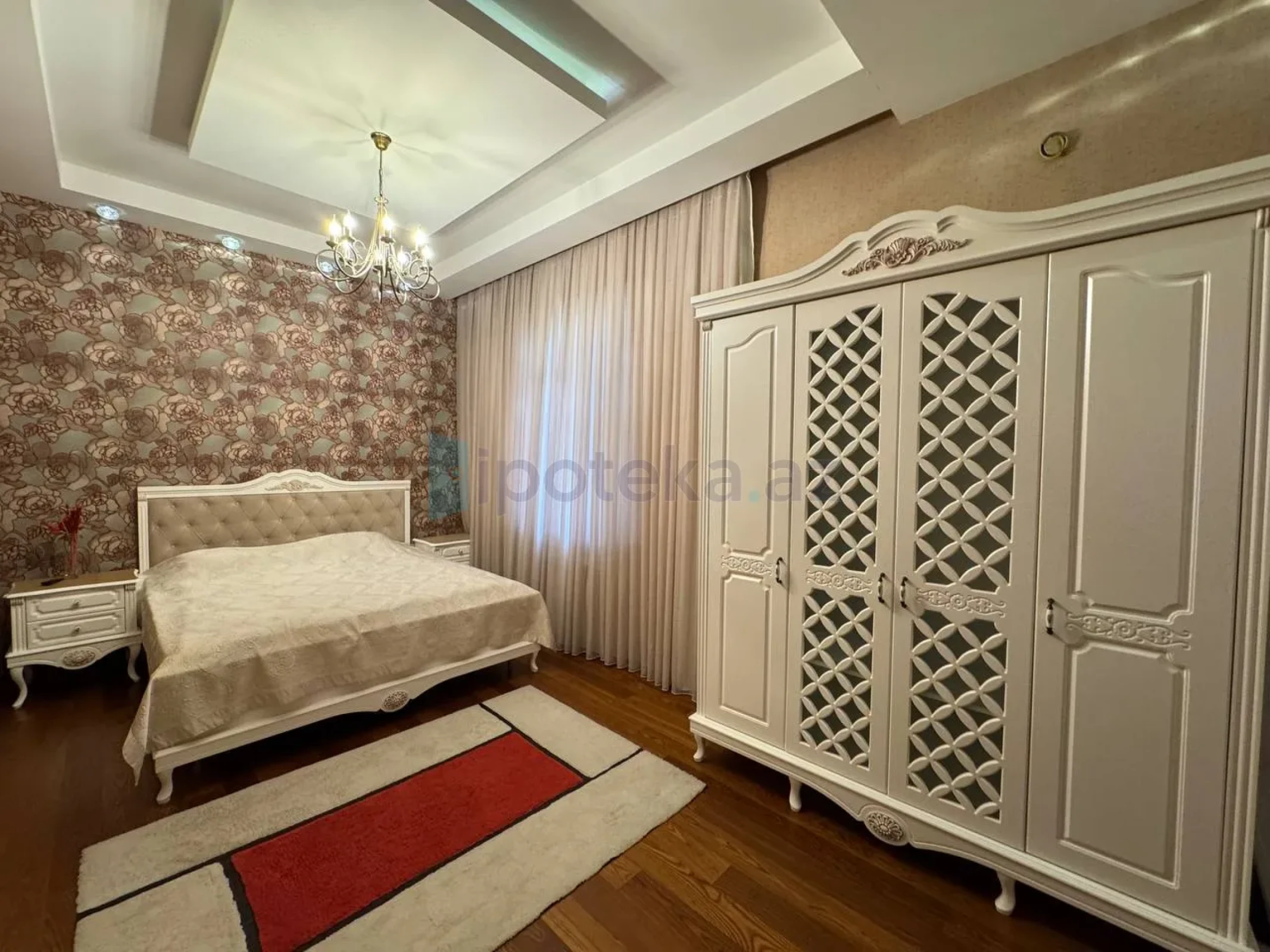 Satılır 6 otaqlı həyət evi 500 m²