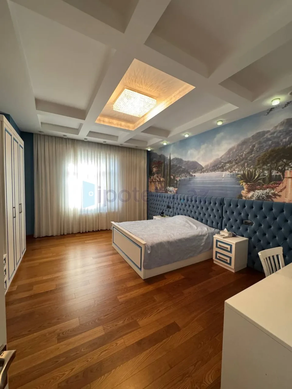 Satılır 6 otaqlı həyət evi 500 m²