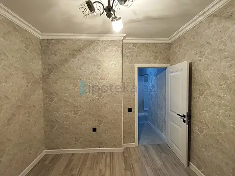 Satılır 3 otaqlı köhnə tikili 82 m²