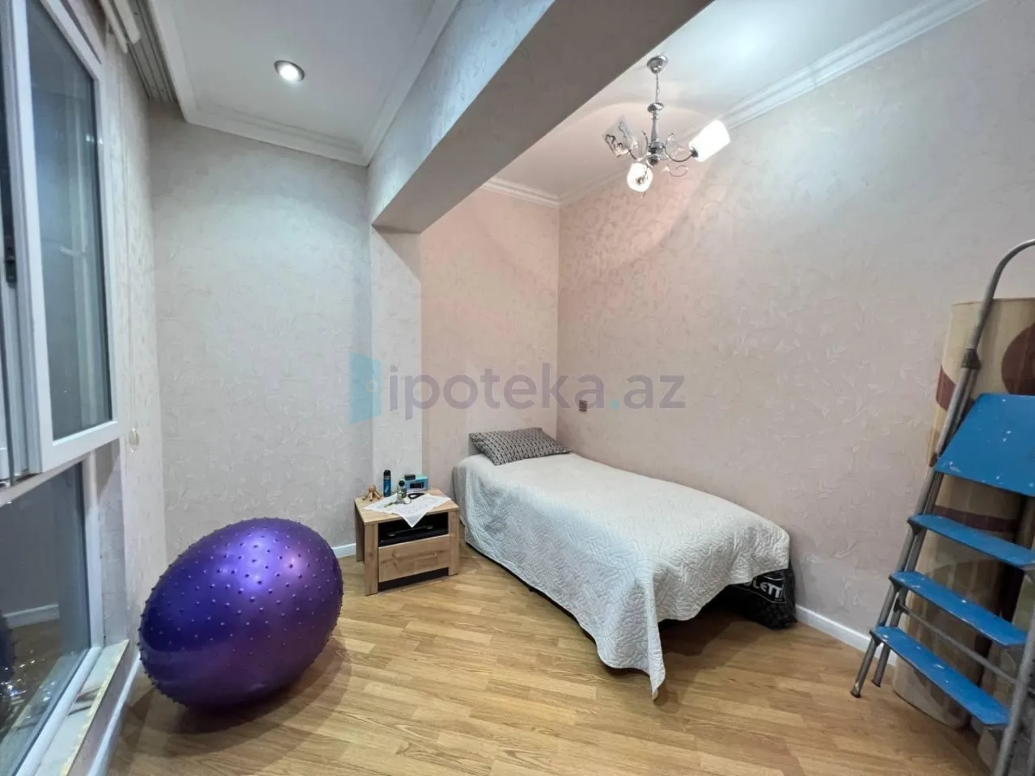 Satılır 3 otaqlı köhnə tikili 65 m²