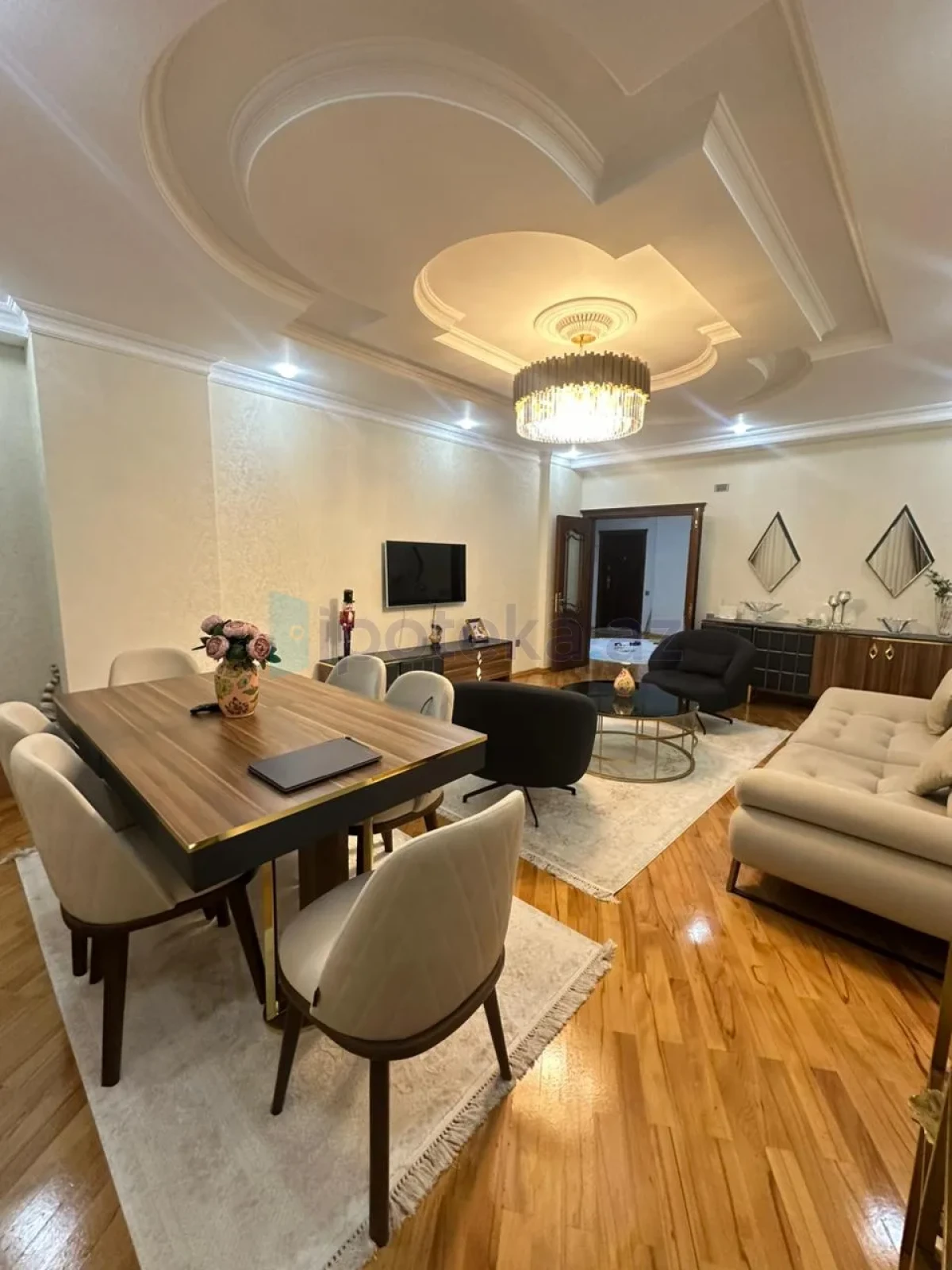 Satılır 3 otaqlı yeni tikili 120 m²