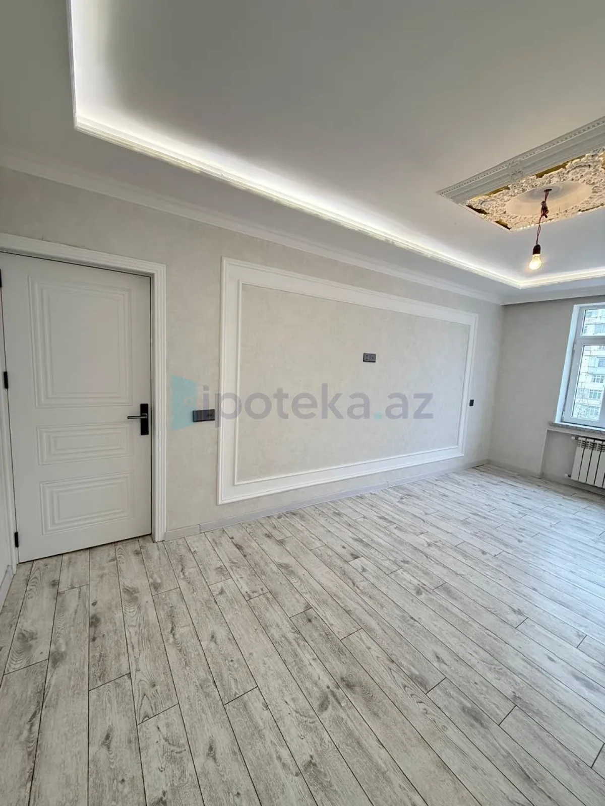 Satılır 2 otaqlı köhnə tikili 65 m²