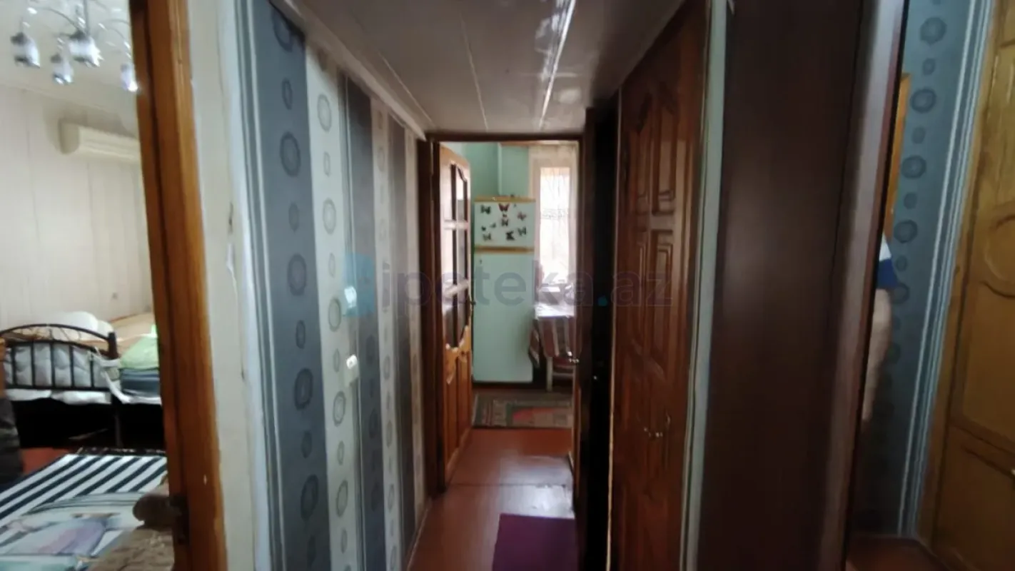 Satılır 2 otaqlı köhnə tikili 65 m²