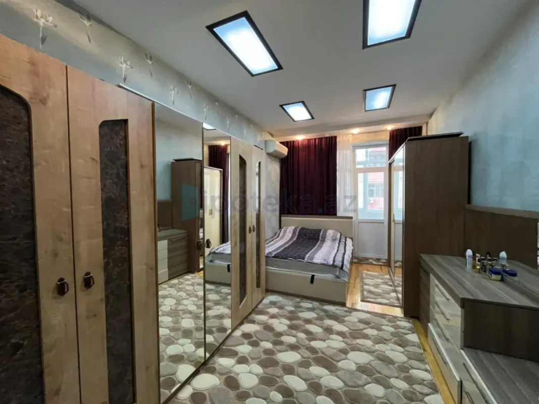 Satılır 3 otaqlı yeni tikili 111 m²