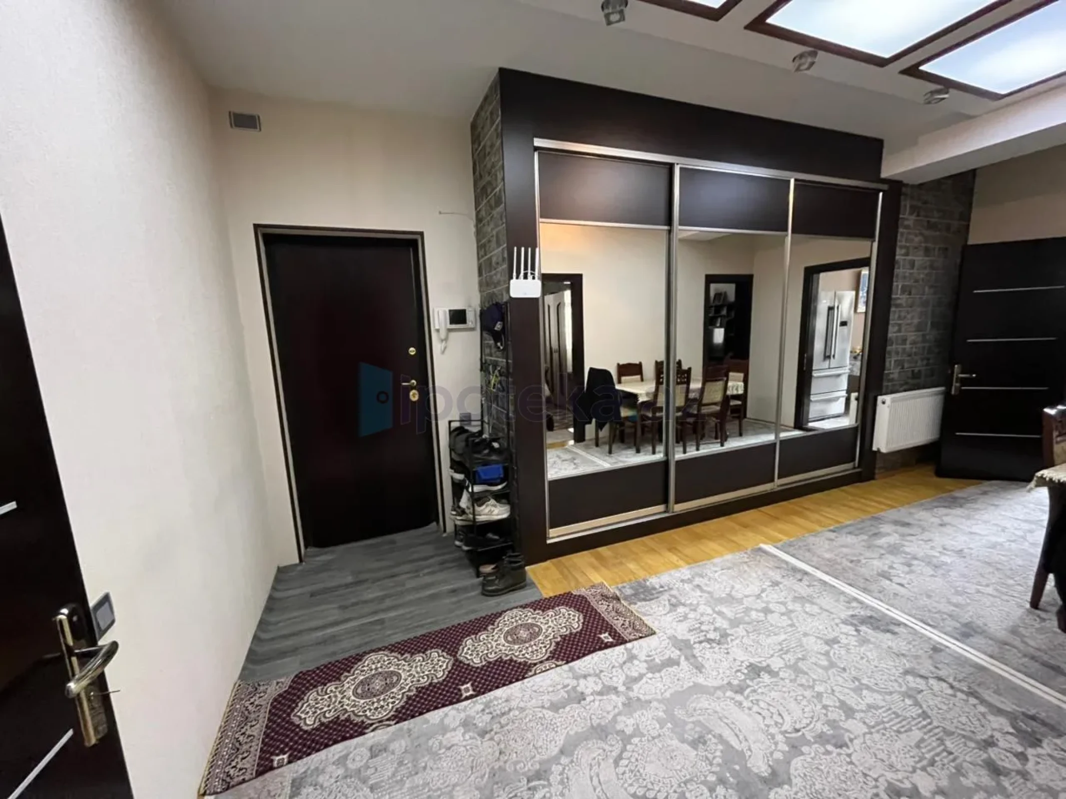 Satılır 3 otaqlı yeni tikili 111 m²