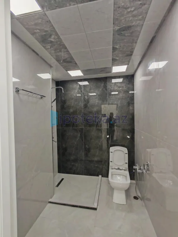 Satılır 3 otaqlı yeni tikili 105 m²