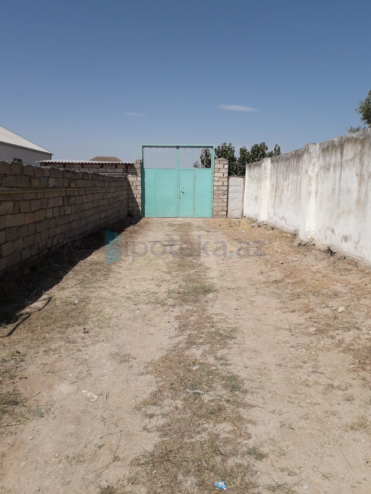 Satılır torpaq sahəsi 15 m²