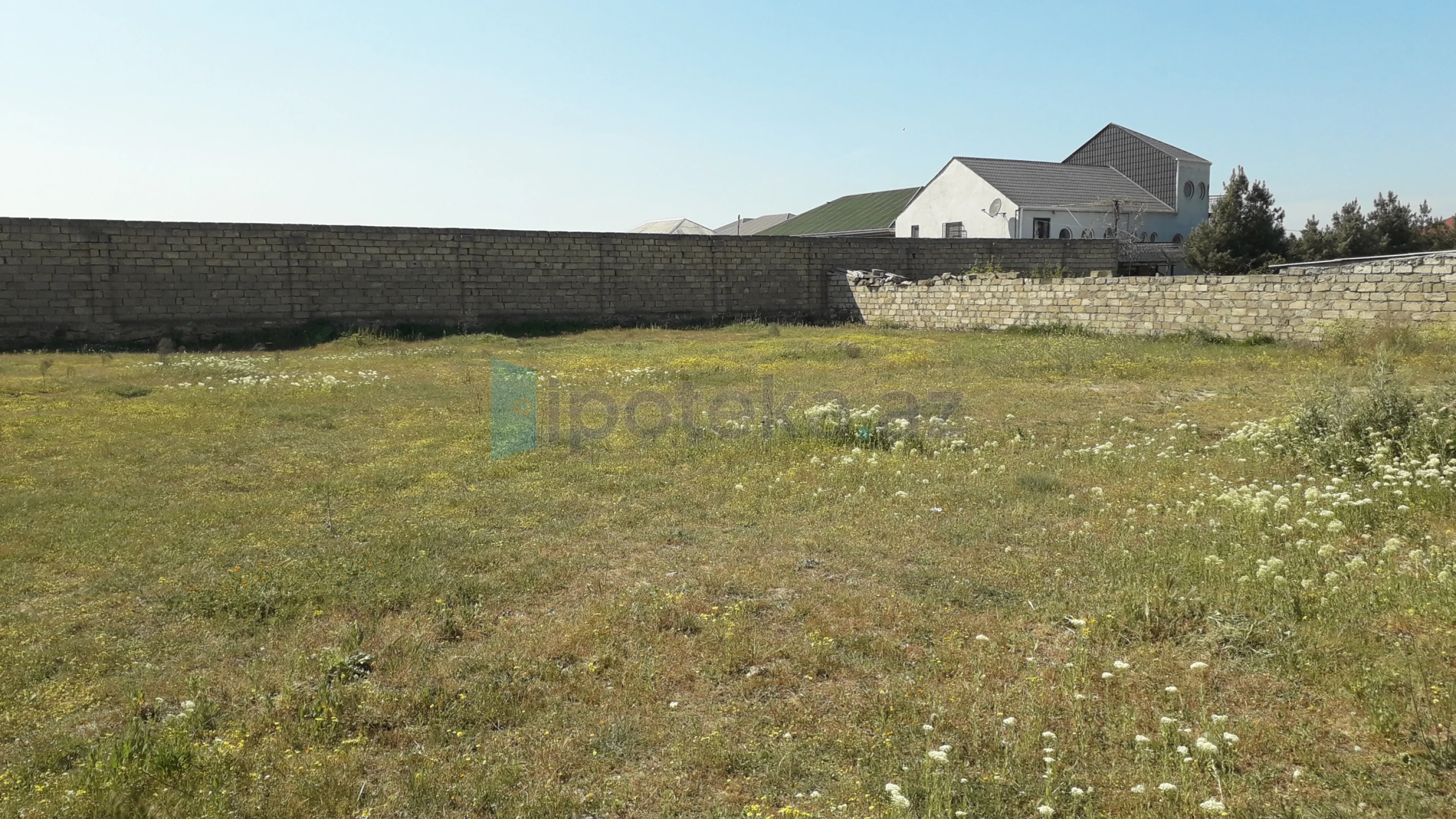 Satılır torpaq sahəsi 15 m²