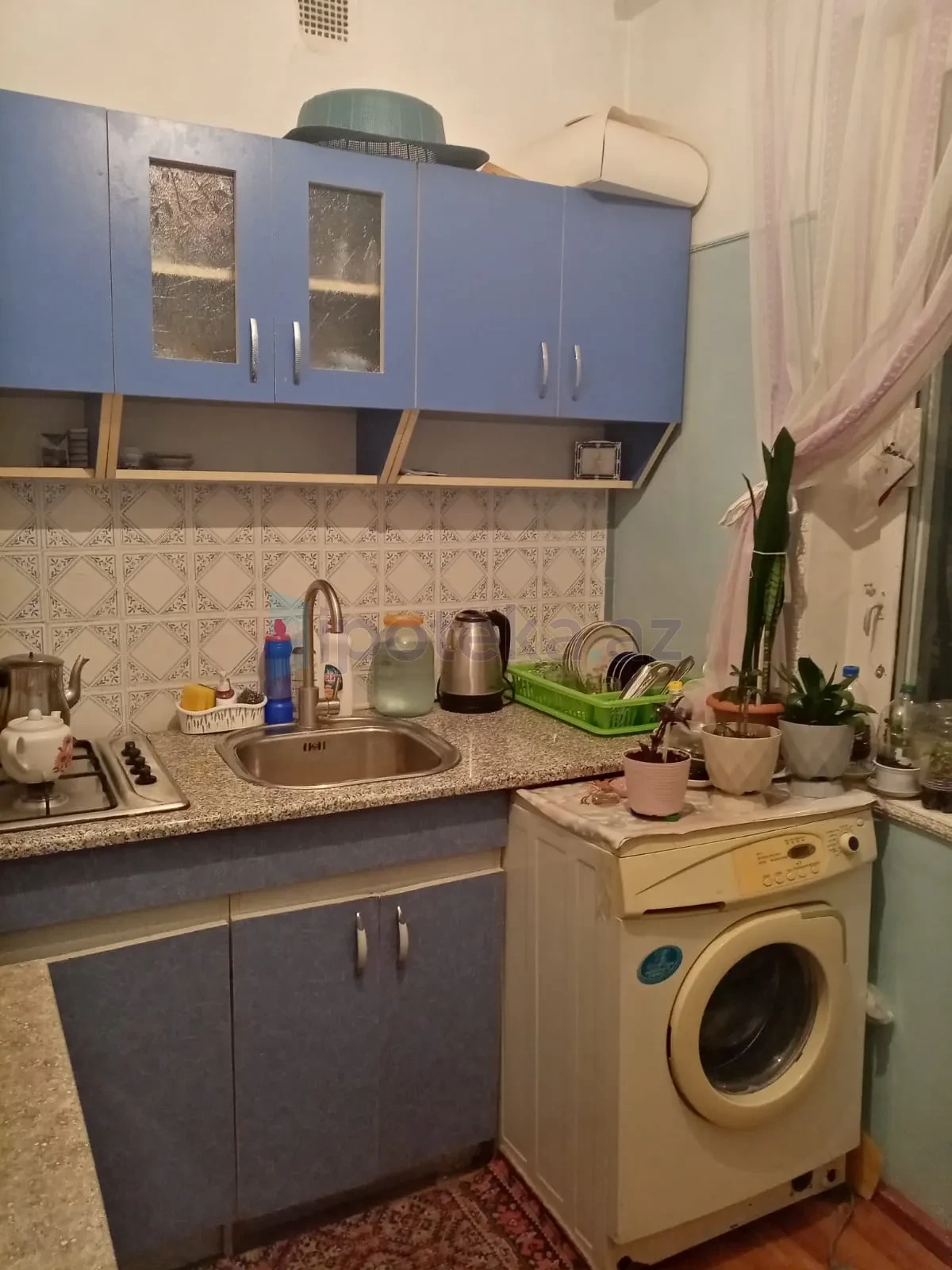 Satılır 3 otaqlı köhnə tikili 74 m²