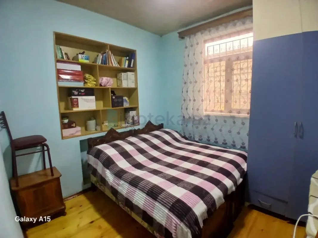 Satılır 5 otaqlı həyət evi