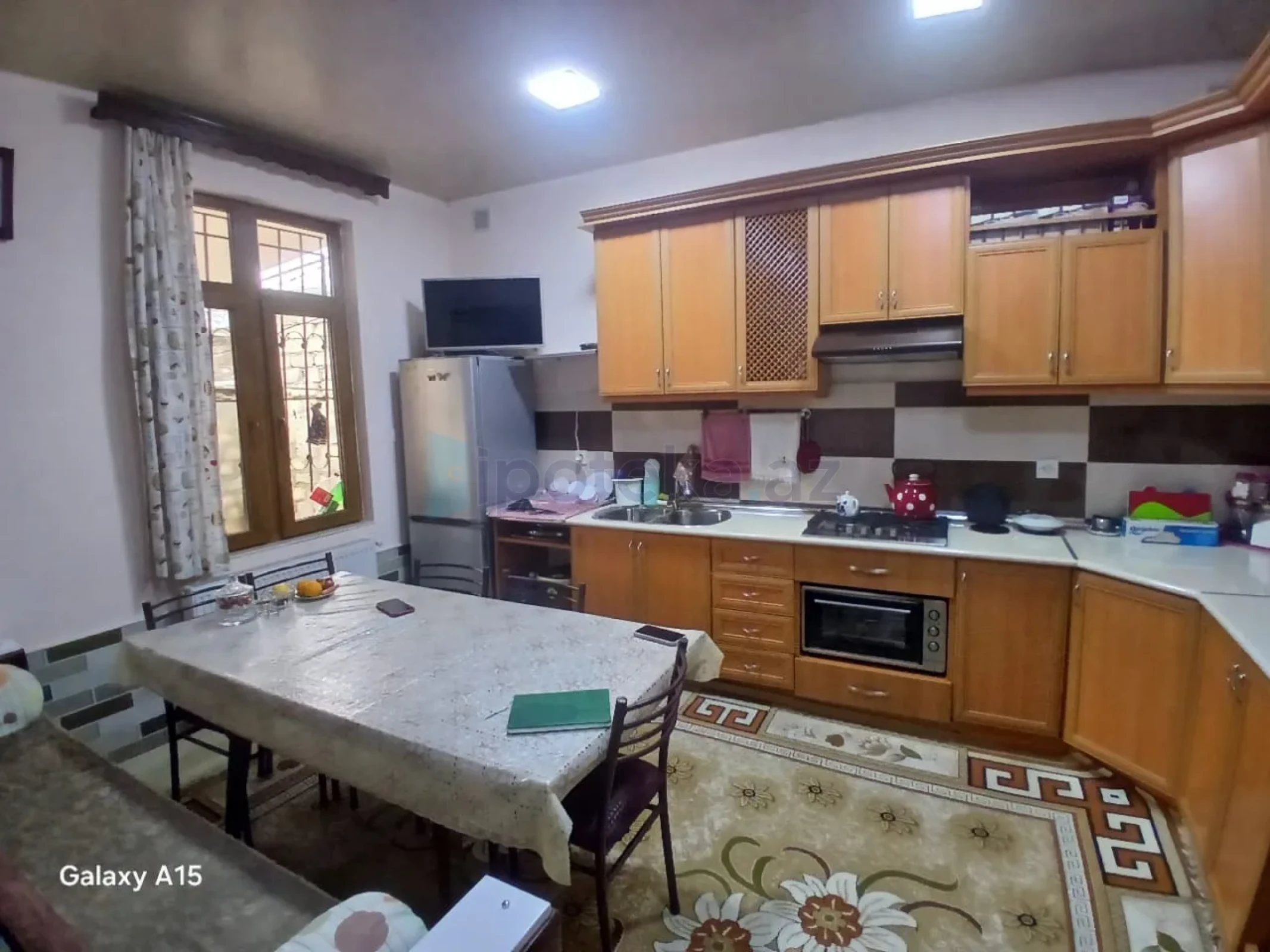 Satılır 5 otaqlı həyət evi