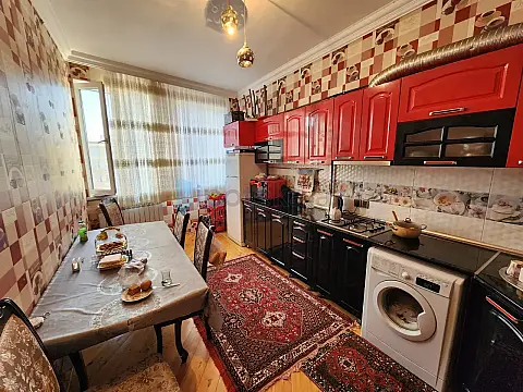 Satılır 2 otaqlı yeni tikili 64 m²
