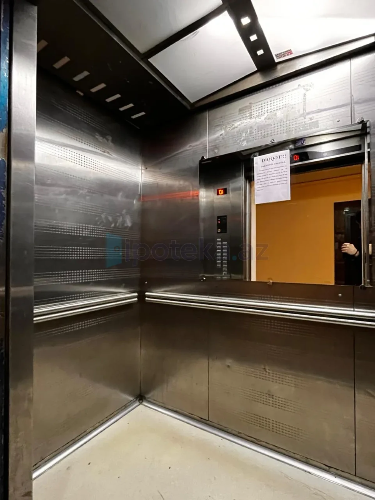 Satılır 3 otaqlı yeni tikili 78 m²