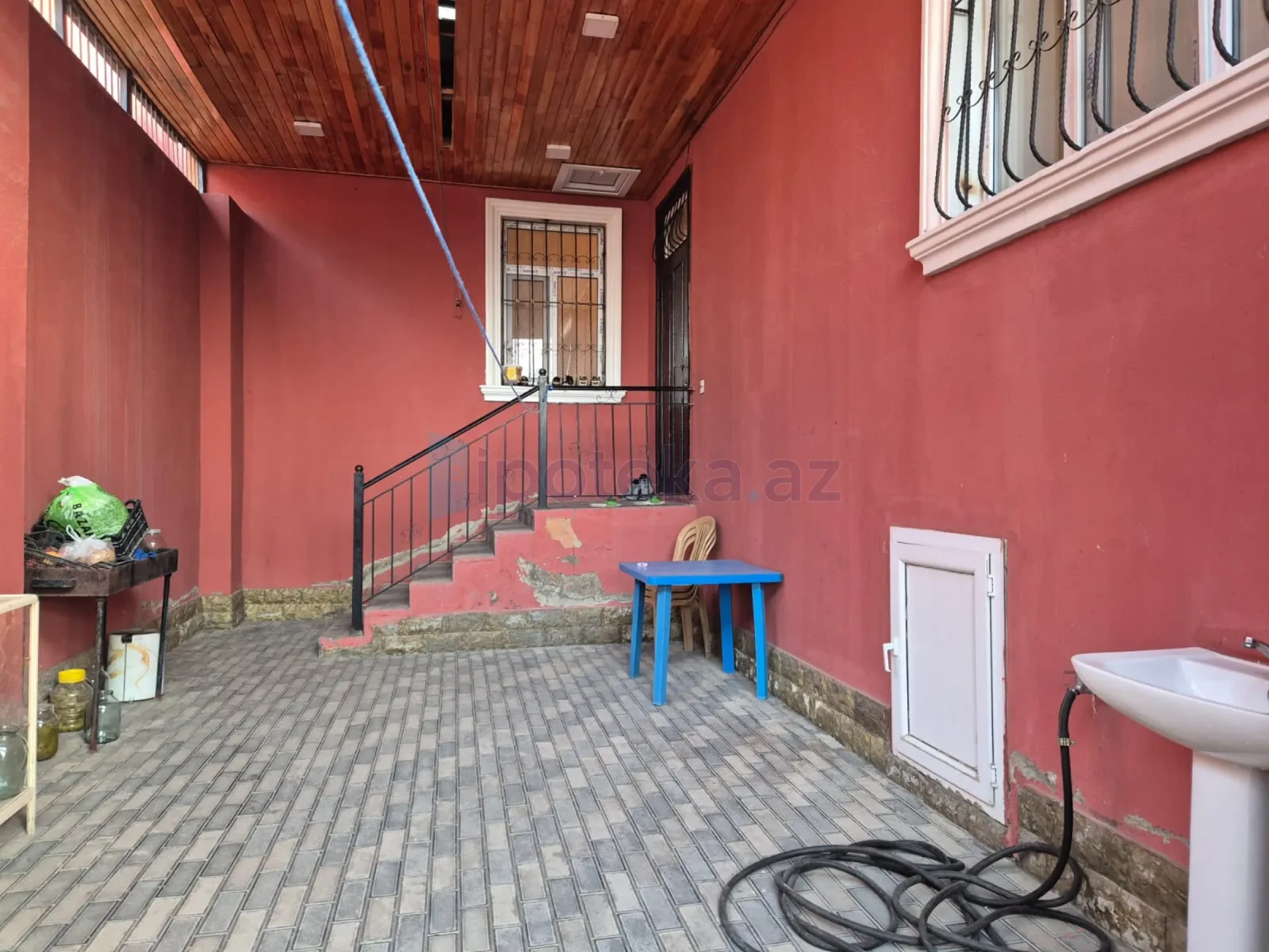 Satılır 4 otaqlı həyət evi 110 m²