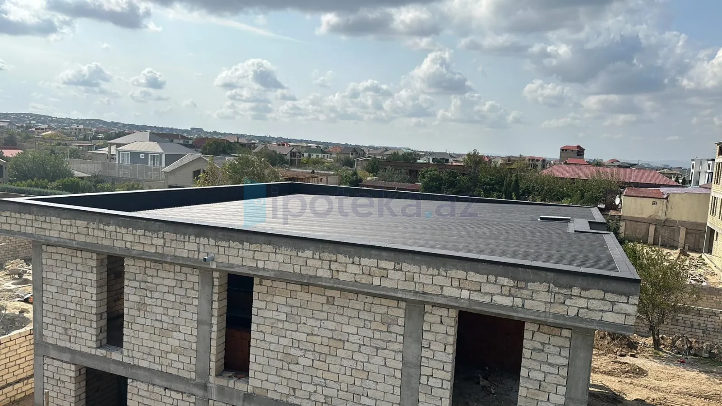 Satılır 7 otaqlı həyət evi 500 m²