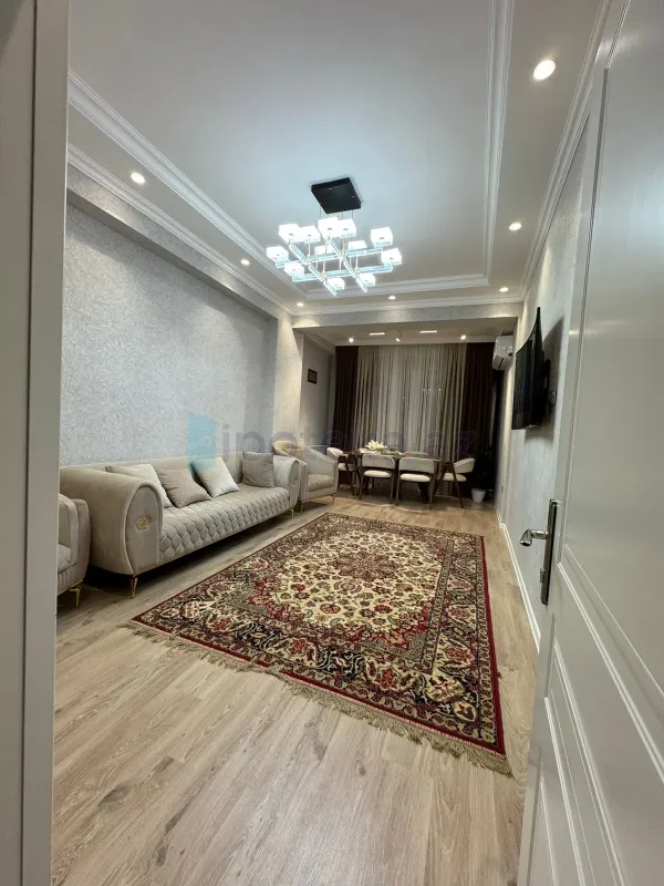Satılır 2 otaqlı yeni tikili 96 m²