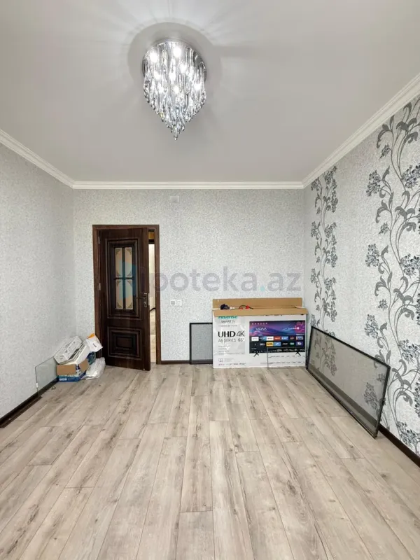 Satılır 5 otaqlı köhnə tikili 120 m²