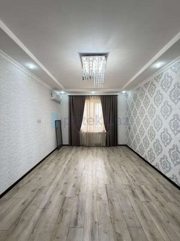 Satılır 5 otaqlı köhnə tikili 120 m²