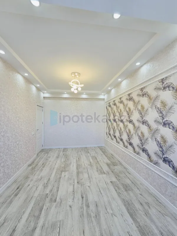 Satılır 3 otaqlı yeni tikili 83 m²