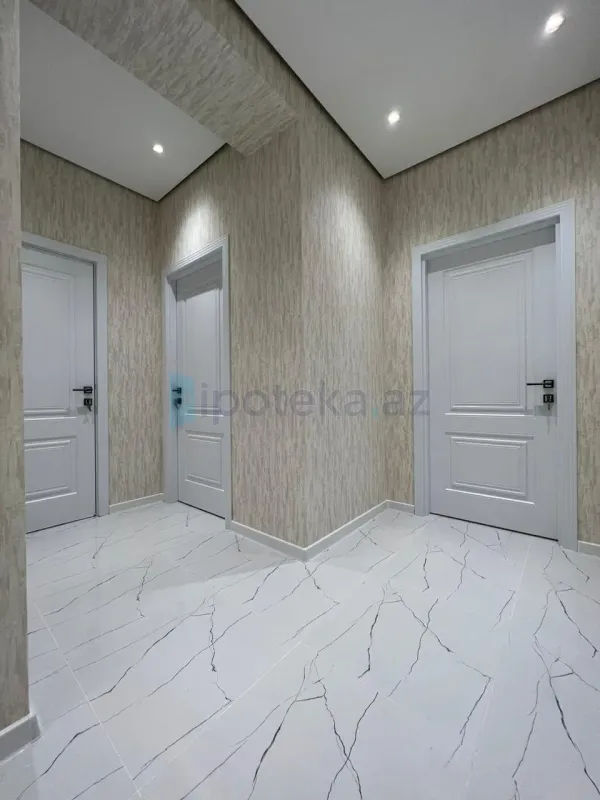 Satılır 3 otaqlı yeni tikili 85 m²