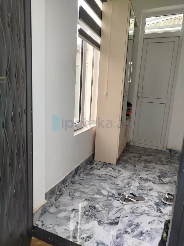 Satılır 4 otaqlı həyət evi 1.7 m²