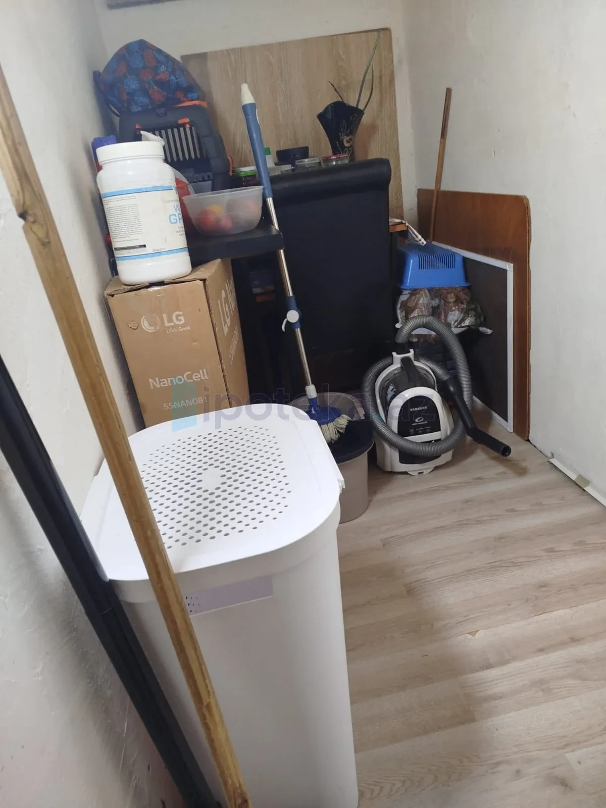 Satılır 4 otaqlı həyət evi 1.7 m²